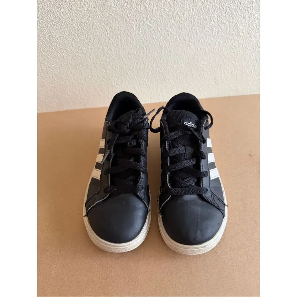 Adidas Grand Court Lifestyle Sneaker - Kids' size 1 1/2